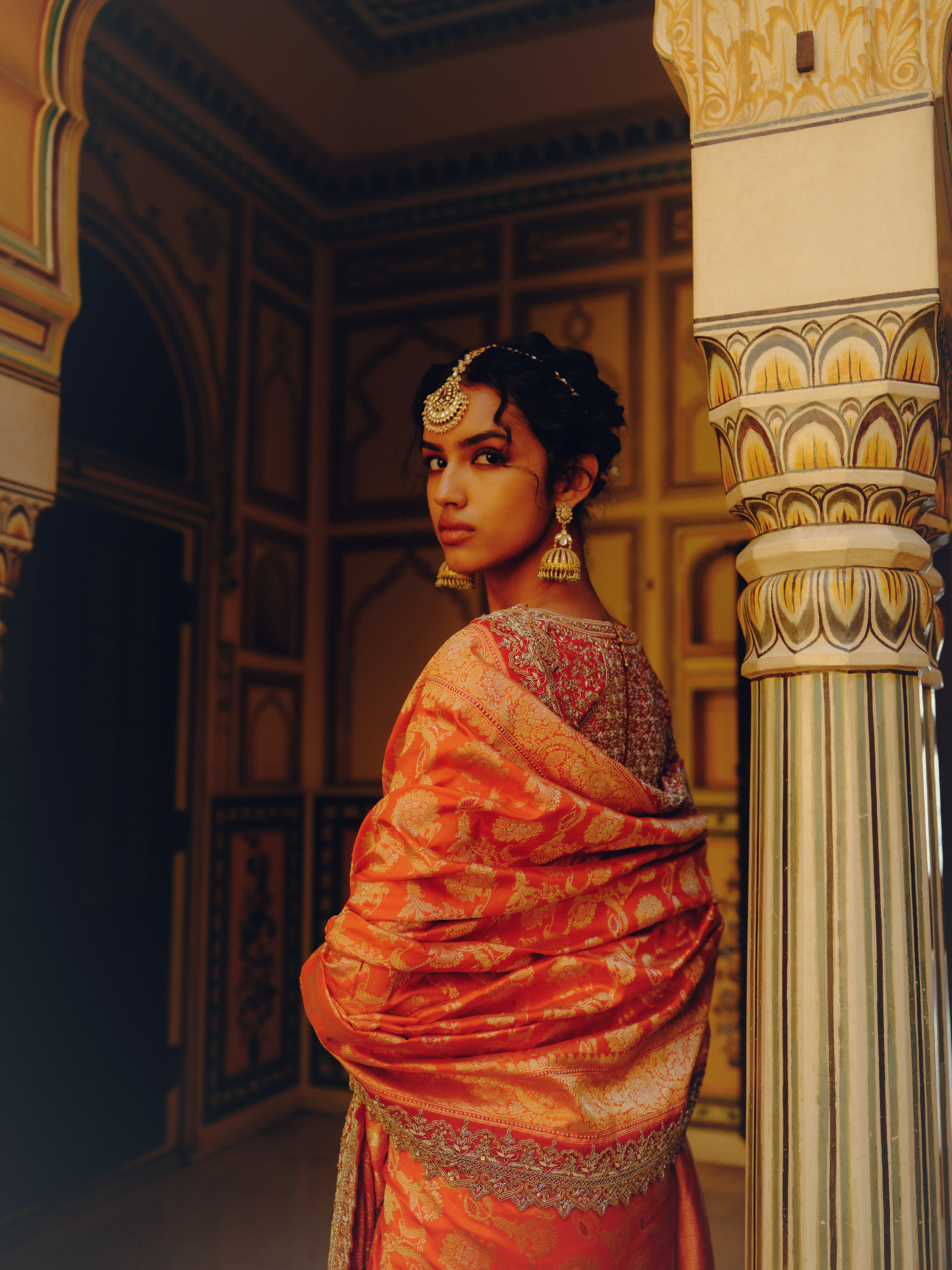 RAMBHA HANDWOVEN BENARASI SAREE SET